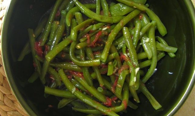 Yeşil Börülce Salatası