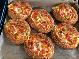 Kahvaltılık Pratik Simit Pizza