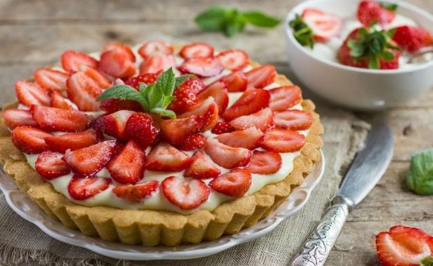 Muhallebili Kekli Tart